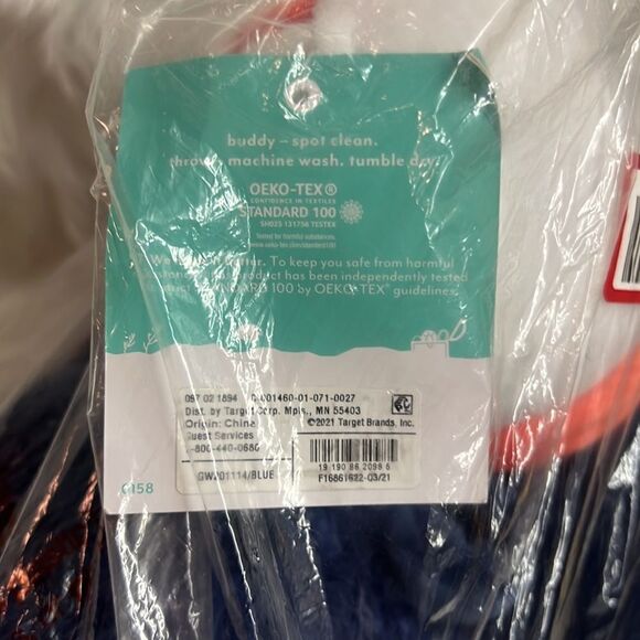 Pillowfort Throw Astronaut Buddy Plush Pal, Color Blue, 50" x 60” - Picture 4 of 5